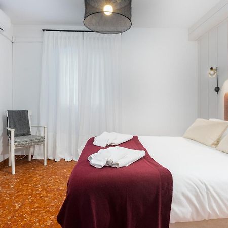 Mara Arenal Sevilla Экстерьер фото
